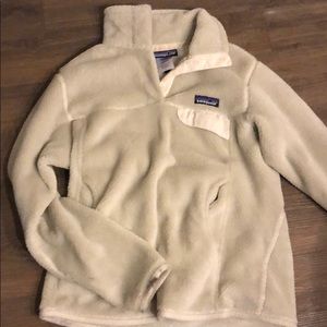 Off white/ grey Patagonia sweatshirt